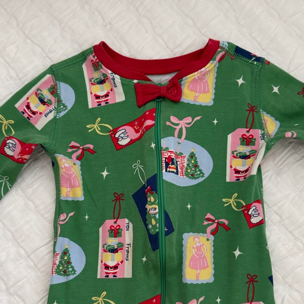 The Beaufort Bonnet Company Green Pajama Set with Red Trim